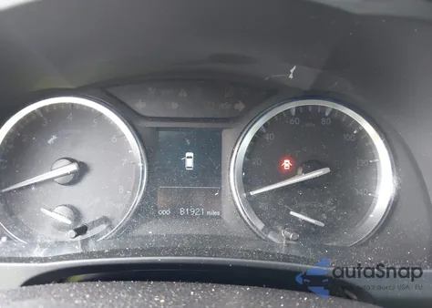 2015 Toyota Highlander Le Plus V6 z USA, uszkodzony, nr VIN 5TDBKRFH6FS206613